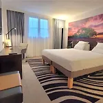 מלון Novotel Centre Grand Place