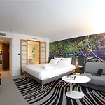 מלון Novotel Centre Grand Place