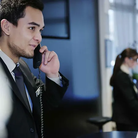 Novotel Centre Grand Place Hotel 4*