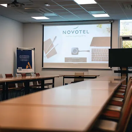 Hotel Novotel Centre Grand Place 4*