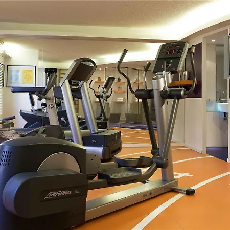 Hotel Novotel Centre Grand Place 4*