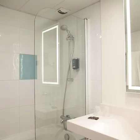 Novotel Centre Grand Place Hotel 4*