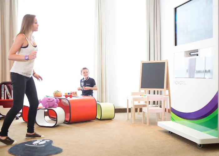 Hotel Novotel Centre Grand Place 4*