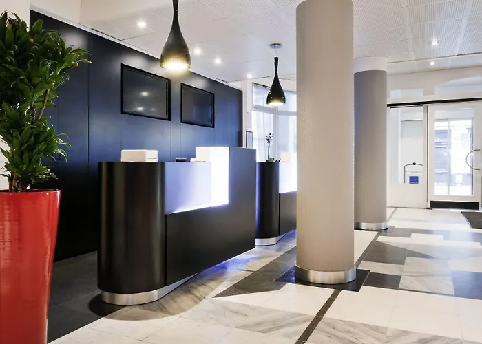 Отель Novotel Centre Grand Place