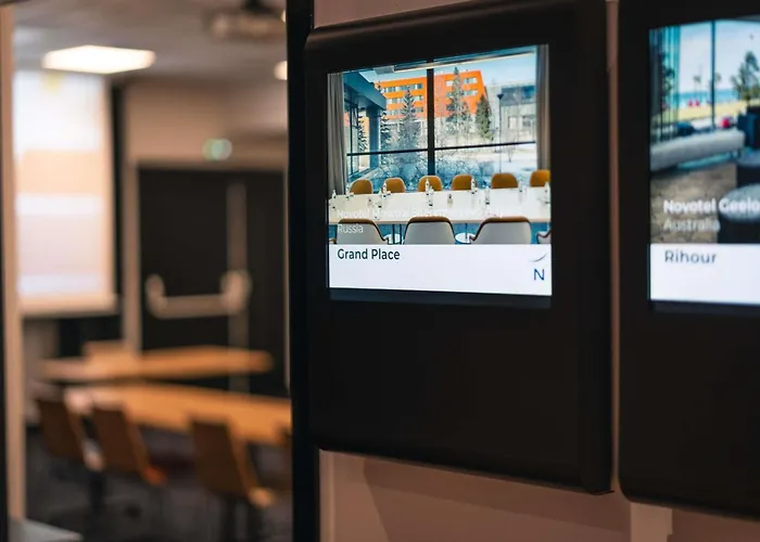 Novotel Centre Grand Place Лилль