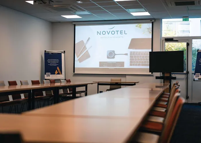 Novotel Centre Grand Place Отель Лилль