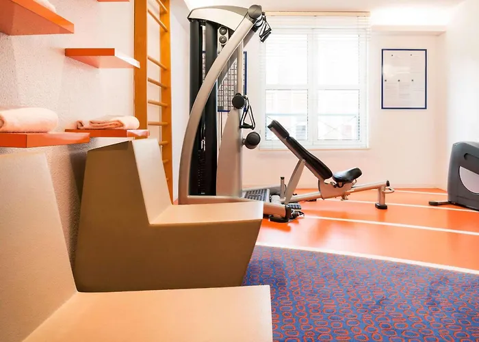 Novotel Centre Grand Place Hotel 4*