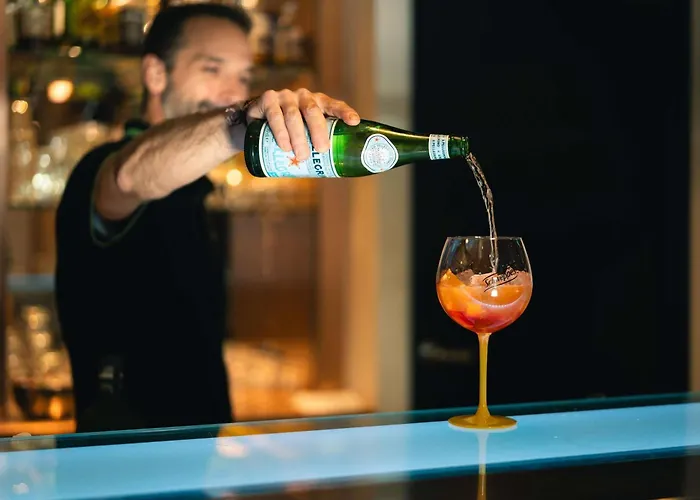 Отель Novotel Centre Grand Place 4*