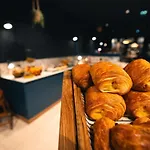 诺沃特里尔中央格兰德广场酒店 里尔